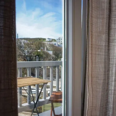 Liprando Szálloda Náusza