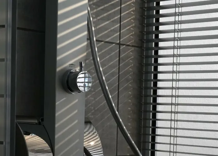 Liprando Νάουσα